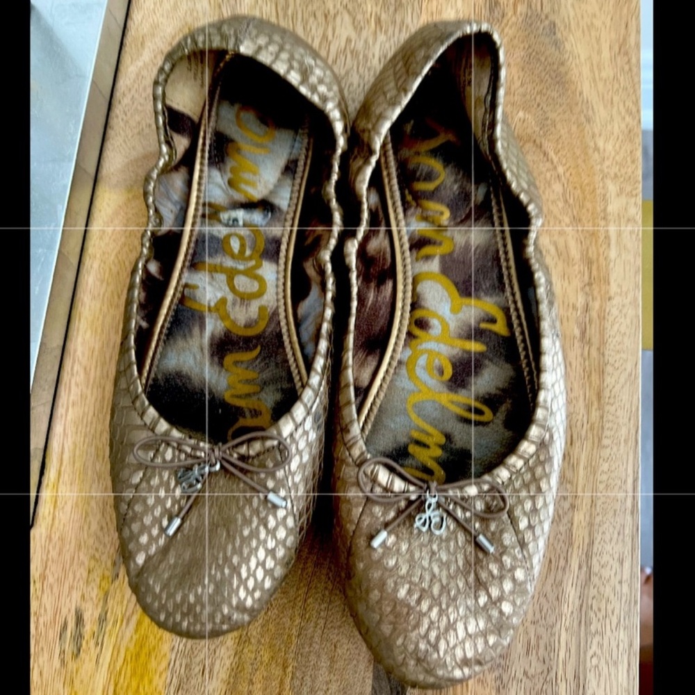 Sam Edelman python print flats